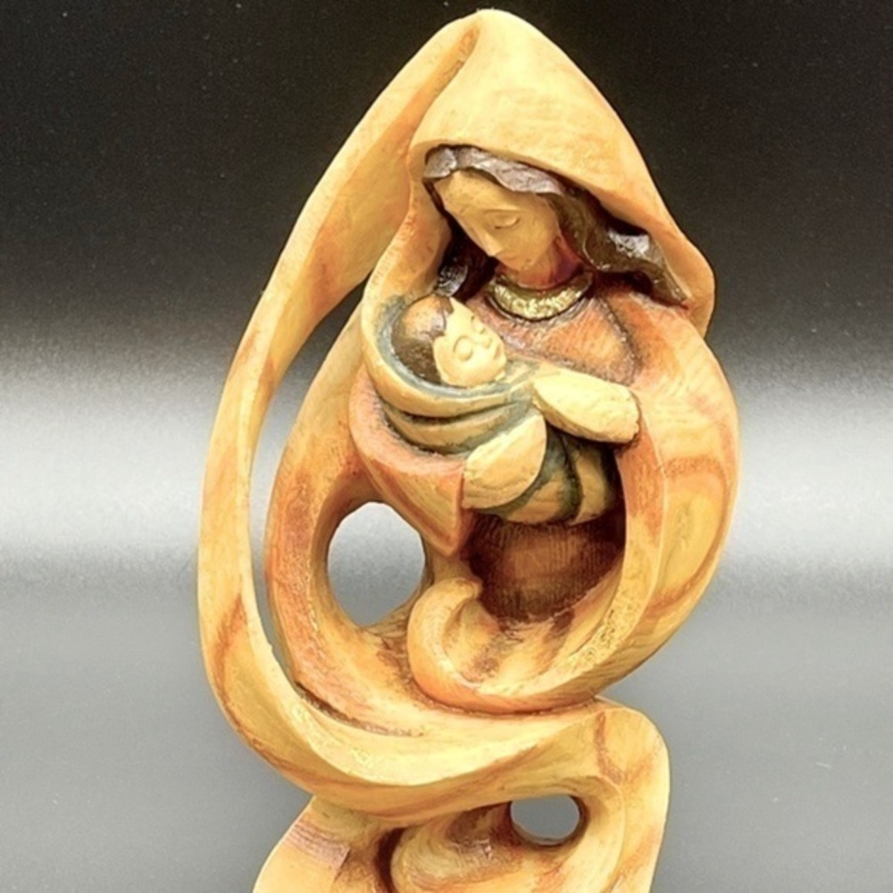 Hand crafted olive wood Mother Mary and baby Jesus statue